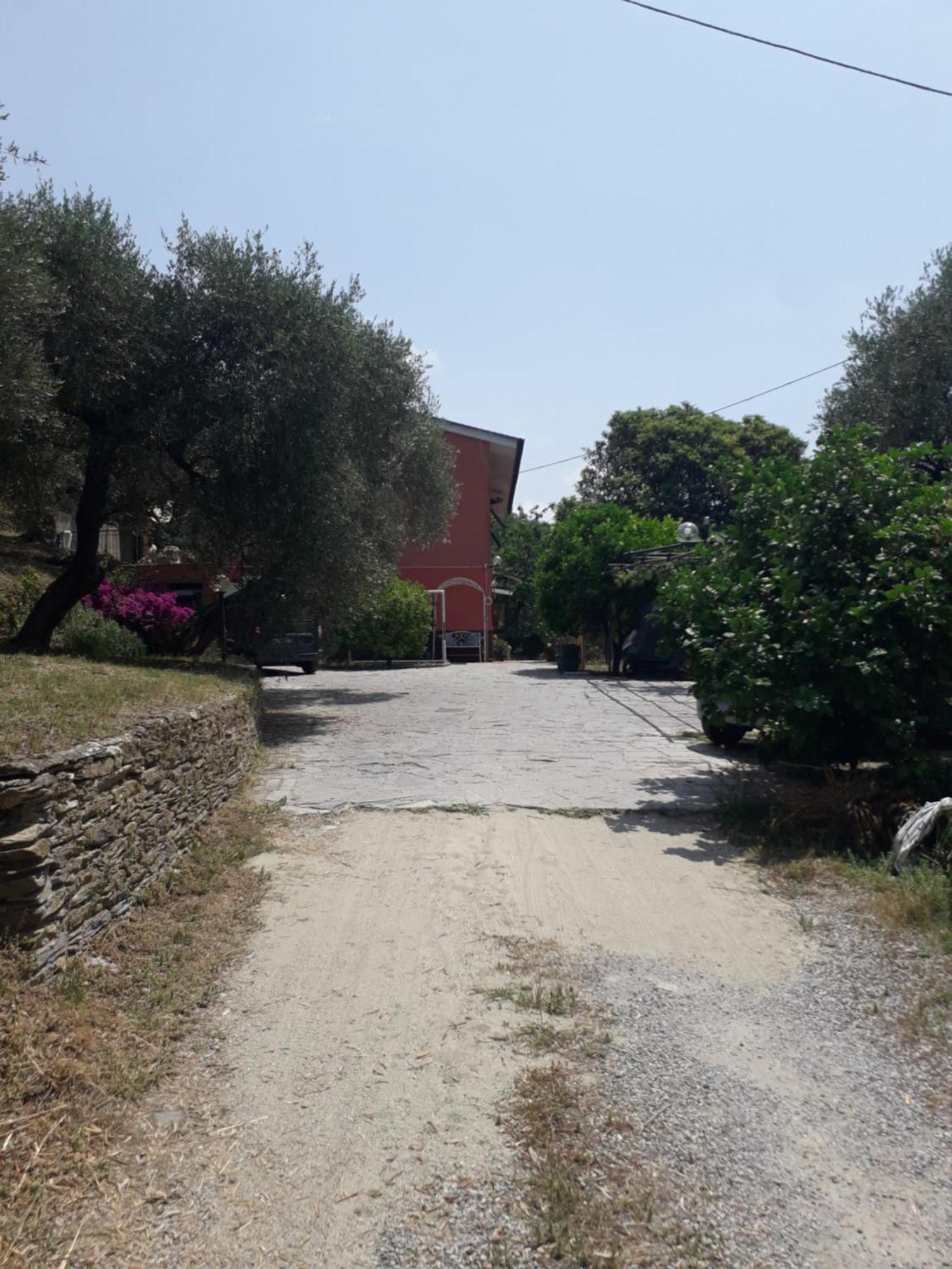 Tigullio Vacations Panoramica Apartments Lavagna Eksteriør billede