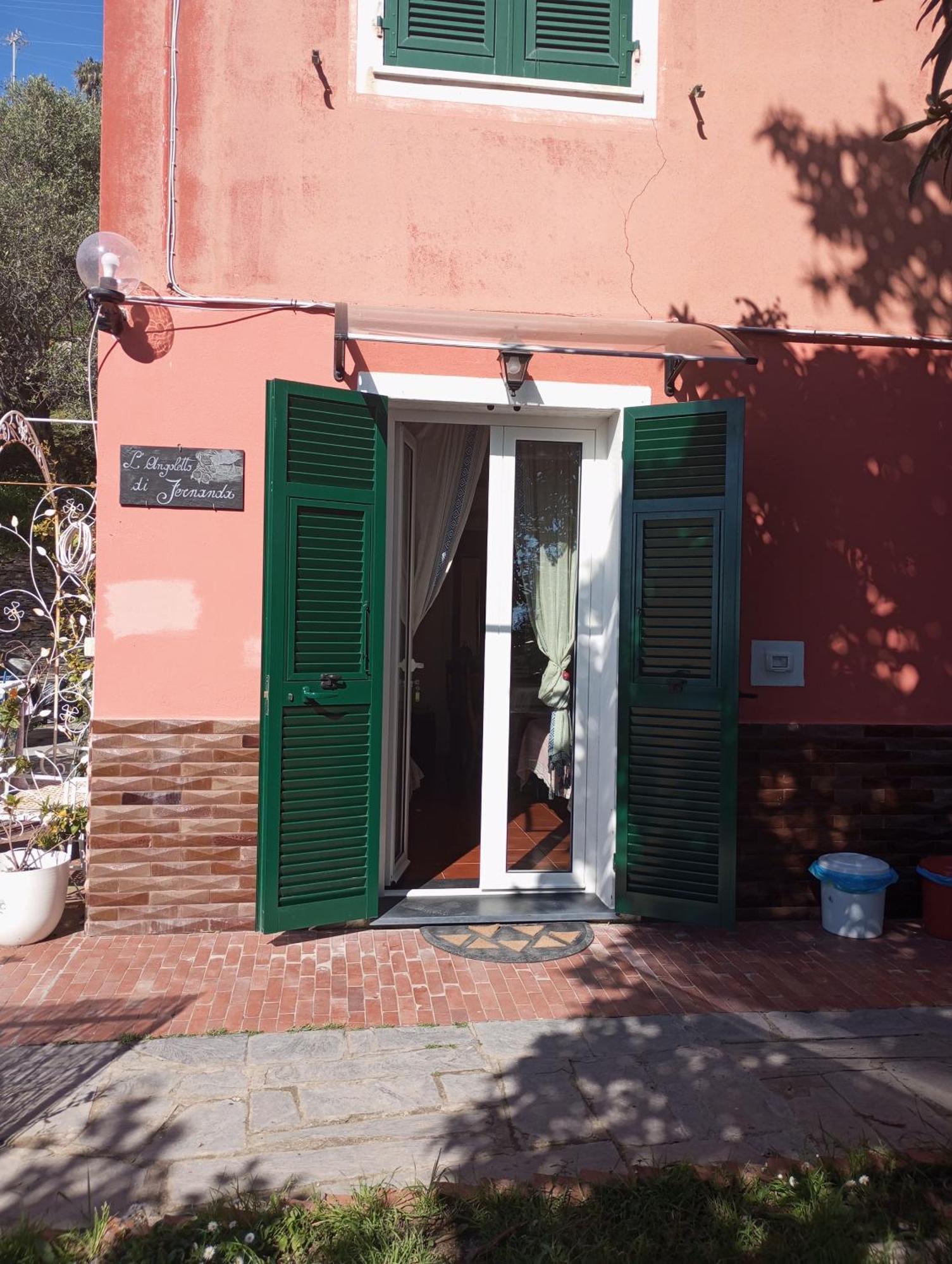 Tigullio Vacations Panoramica Apartments Lavagna Eksteriør billede